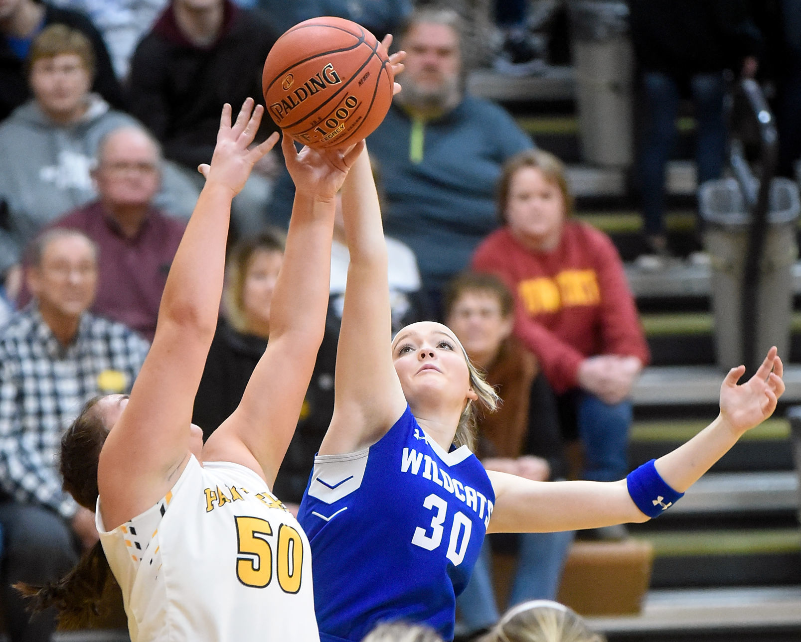 Basketball Woodbury Central at Kingsley-Pierson